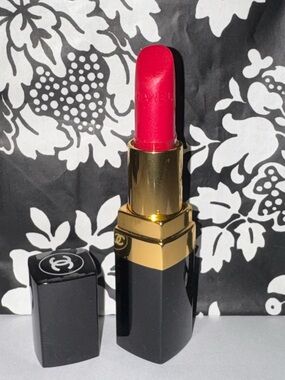 CHANEL Rouge Coco. 31 Cambon